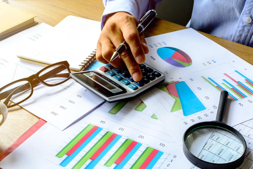 Analysing marketing data to determine the marketing budget